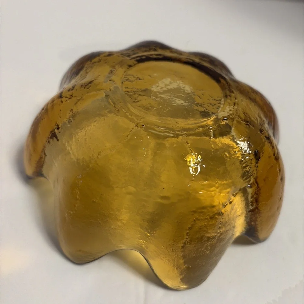 Vintage Blenko Glass Yellow Amber 8 Petal Lotus Bowl 5.5